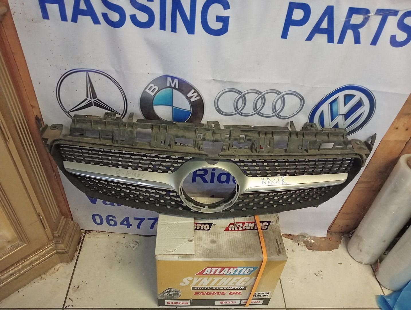 Mercedes e klasse grille origineel onderdeel a2388880400, Autos : Pièces & Accessoires, Autres pièces automobiles, Utilisé, -
