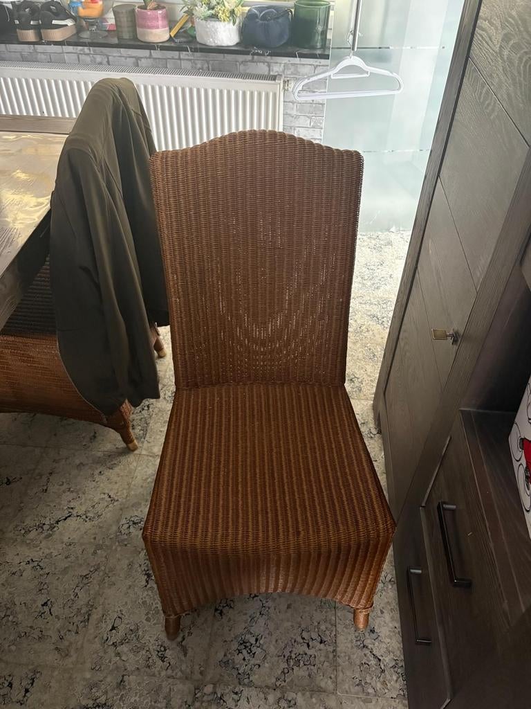 Set teaken tafel en 6 stoelen, Ophalen