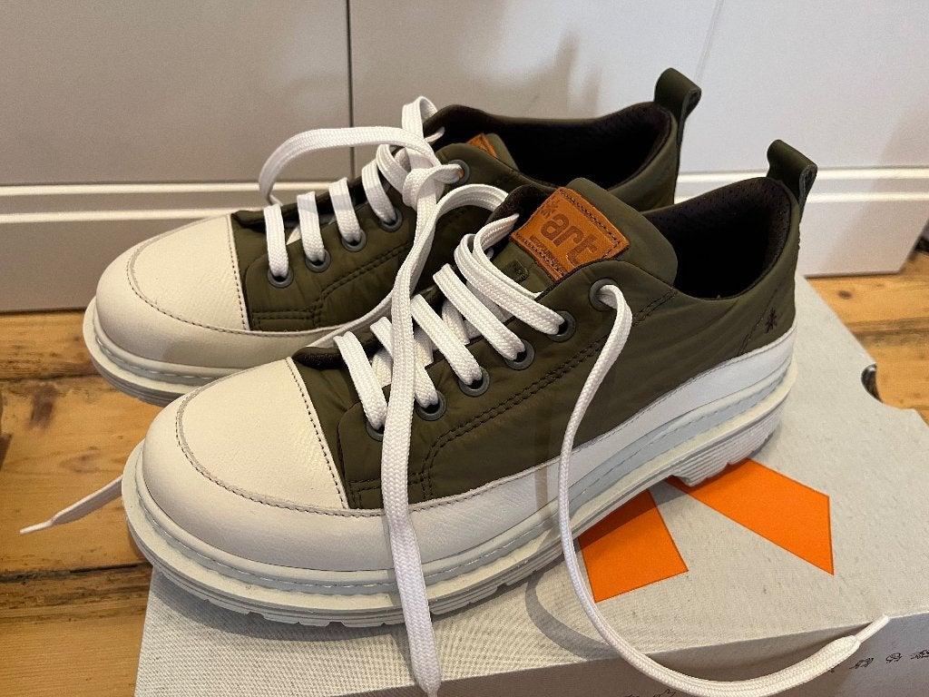 Art Metropolitan khaki maat 40 schoenen, Kleding | Dames, Autre, Schoenen met lage hakken, Verzenden, Nieuw