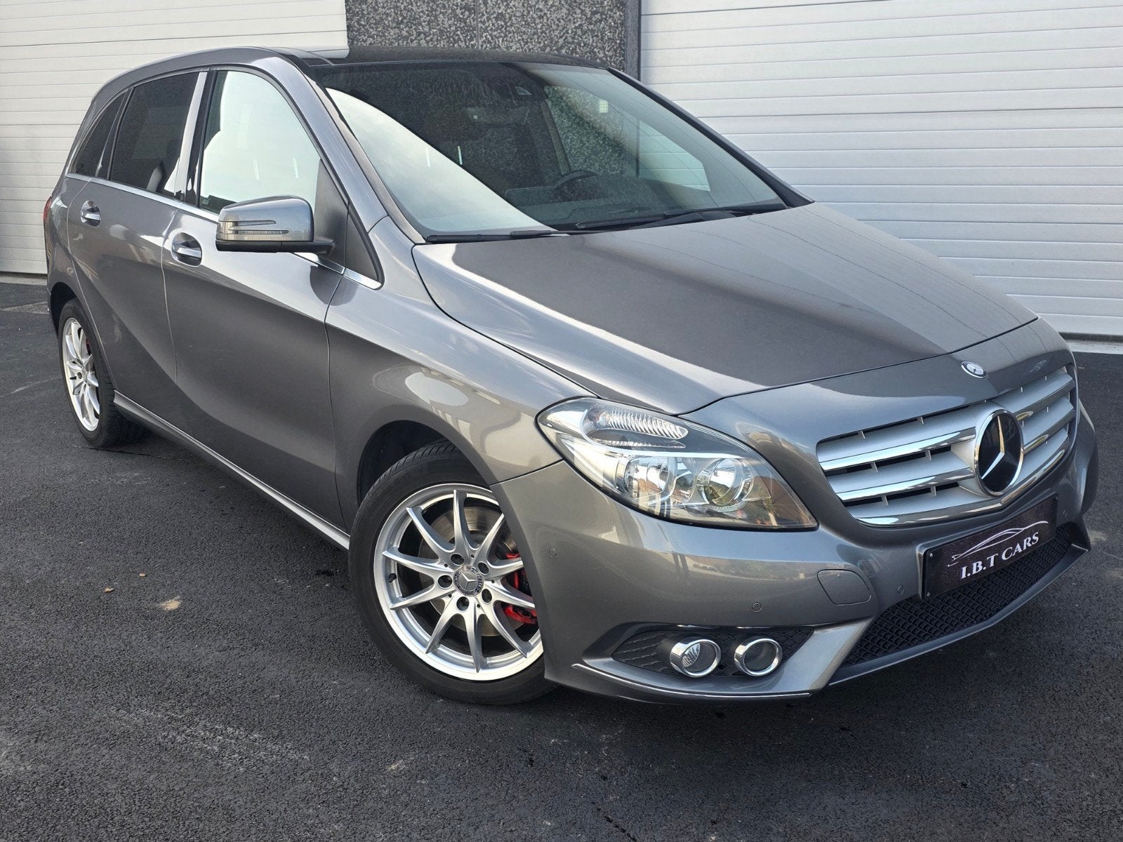 mercedes-benz B250 2.0 Essence 210ch, Autos, Cuir, Argent ou Gris, Achat, Entreprise