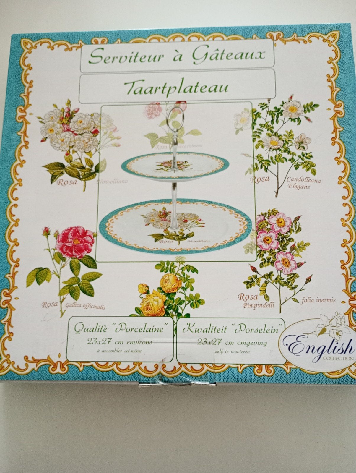 ENGELSE TAARTPLATEAU met SET VAN 4 DESSERT BORDEN+ 6 KOPJES, Antiek en Kunst, Ophalen
