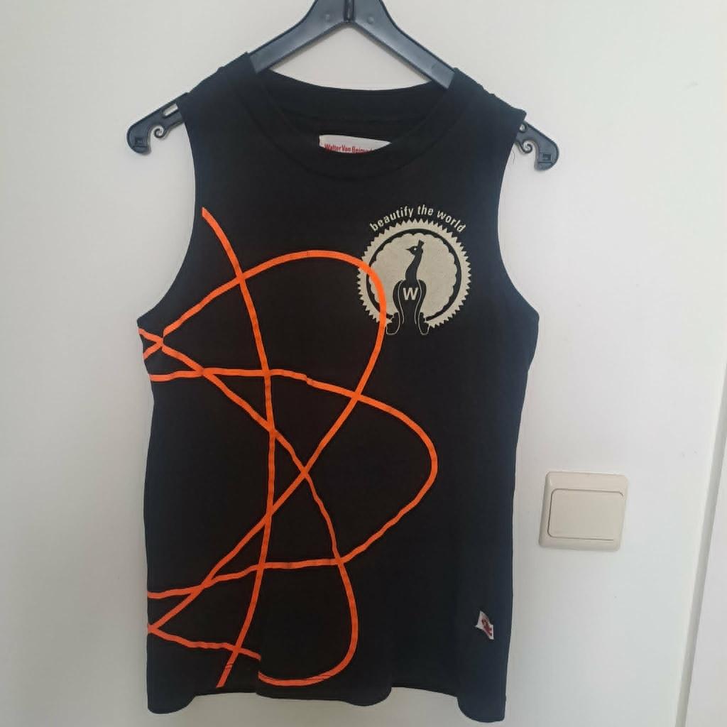 Walter Van Beirendonck mouwloos zwart-oranje t-shirt S, Kleding | Heren, T-shirts, Zo goed als nieuw, Maat 46 (S) of kleiner, Zwart