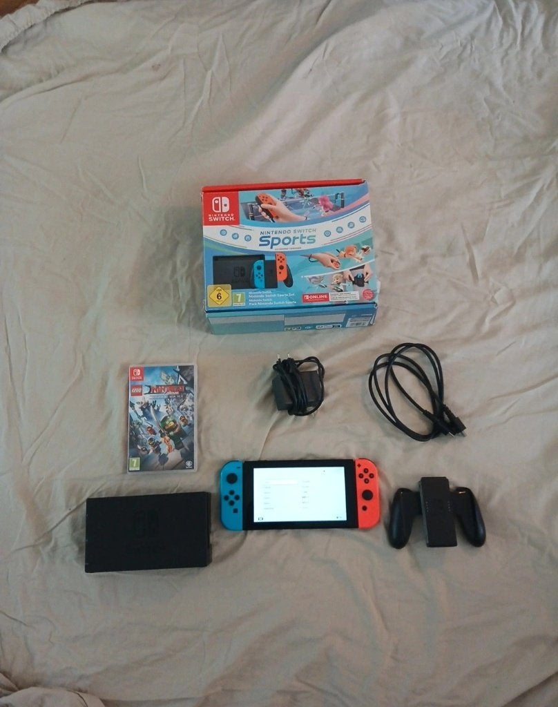 Pack Nintendo Switch V2 — carte microSD 128 Go + Lego, Comme neuf, Enlèvement, Switch Original, Avec jeux