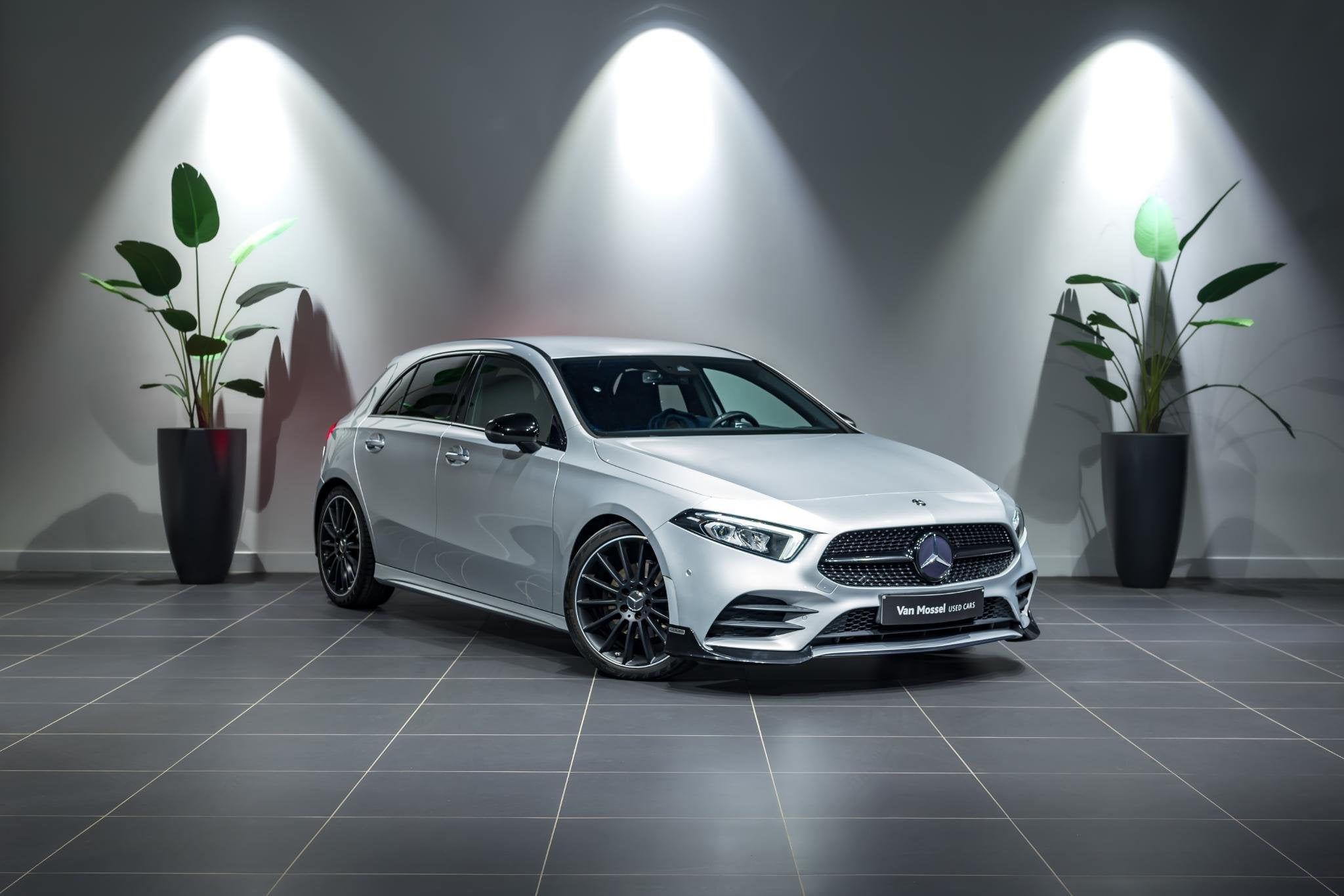 Mercedes-Benz A200 AMG LINE (automatique), Autos, Achat, Euro 6, Entreprise, Carnet d'entretien