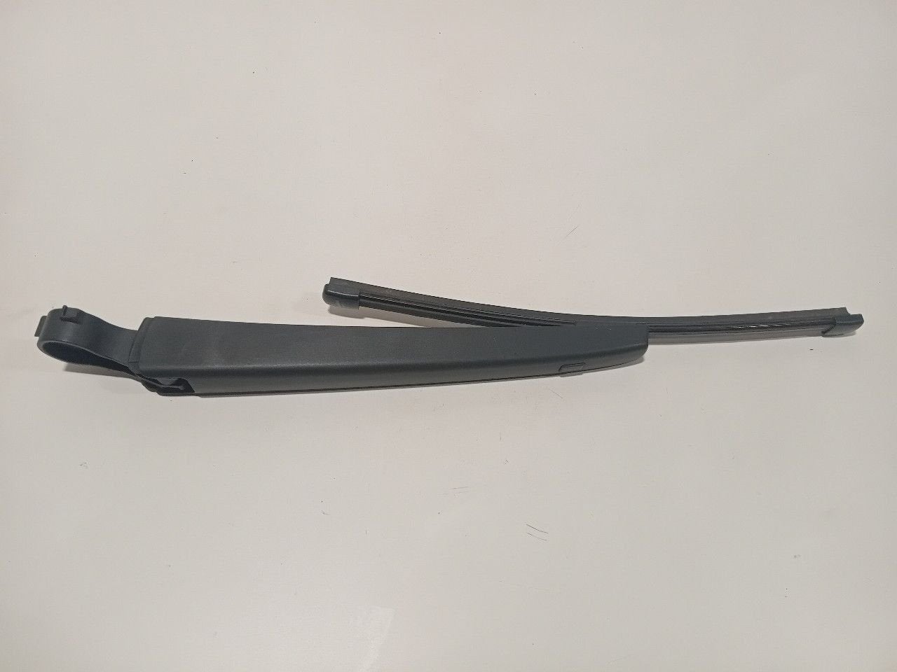 Ruitenwisserarm achterruit Volkswagen Golf, Auto-onderdelen, Onderdelen@venauto.nl, Van der Ven Autorecycling B.V., Gebruikt, Ettenseweg 76, 4706 PB Roosendaal, The Netherlands
