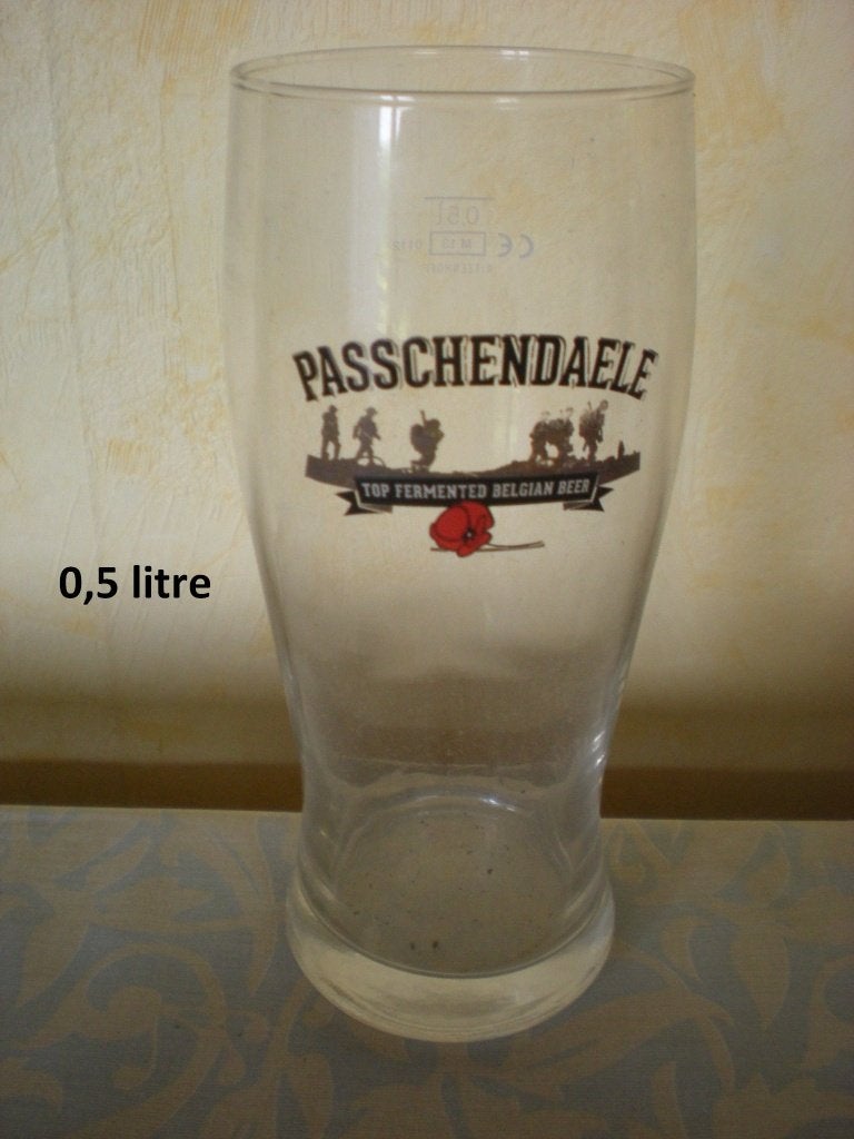 PASSCHENDAELE  1/2 liter, Ophalen of Verzenden, Zo goed als nieuw, Glas of Glazen