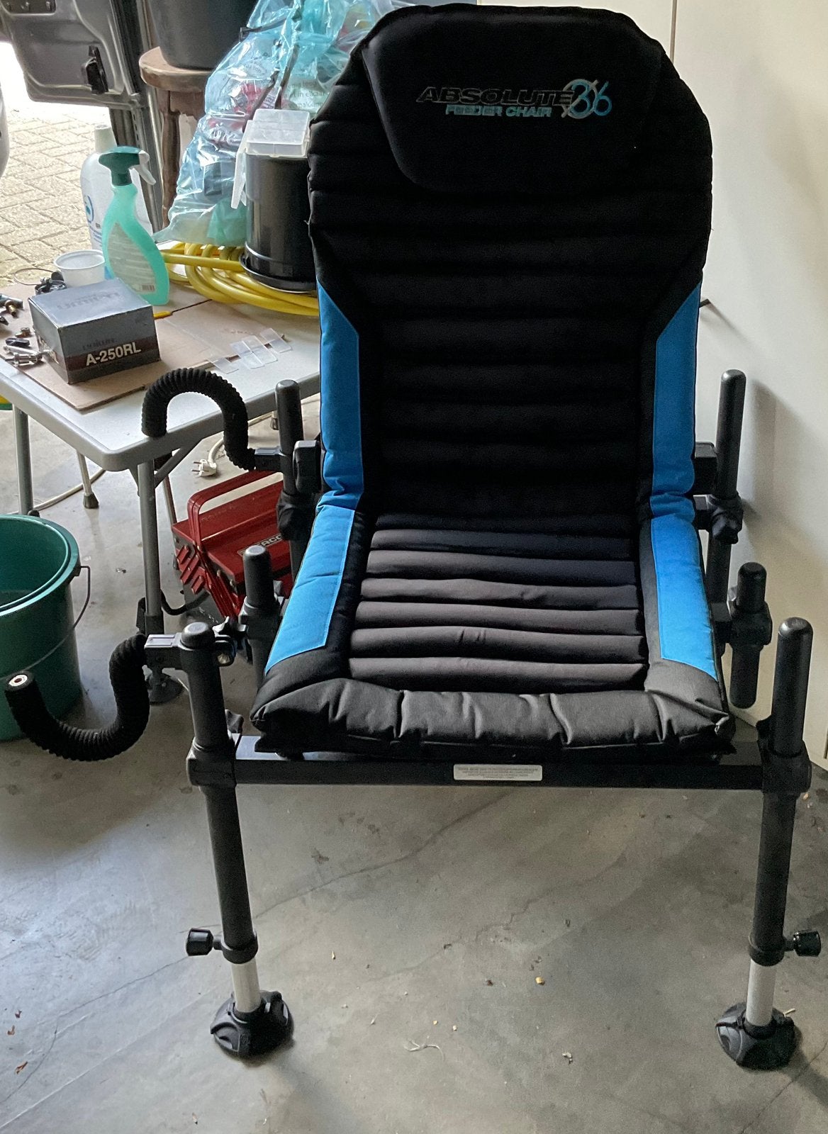 Preston Absolute 36 Feeder Chair + steunen in mooie staat, Watersport en Boten, Ophalen, Gebruikt, Overige typen