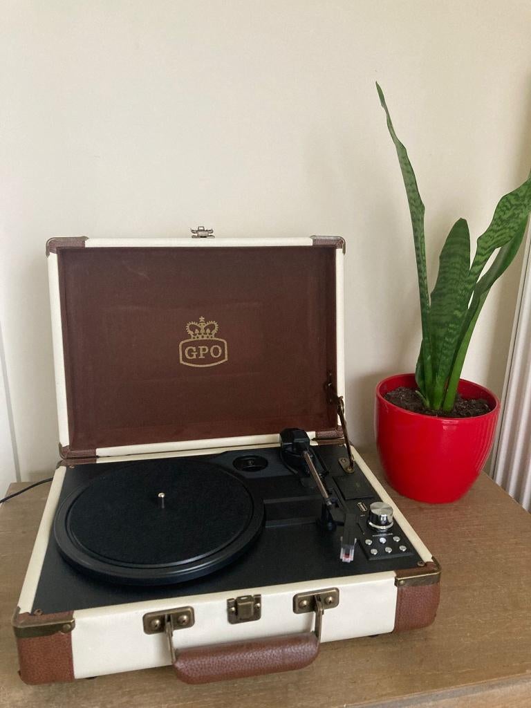 Platenspeler nieuwstaat GPO, Zo goed als nieuw, USB-aansluiting, Platenspeler, Ophalen