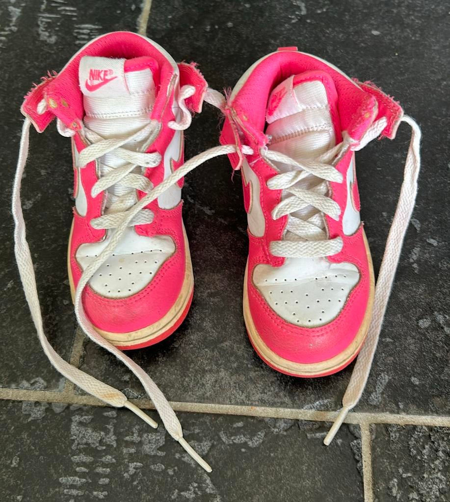 Nike hoge sneakers, Kinderen en Baby's, Ophalen, Gebruikt, Meisje, Sportschoenen