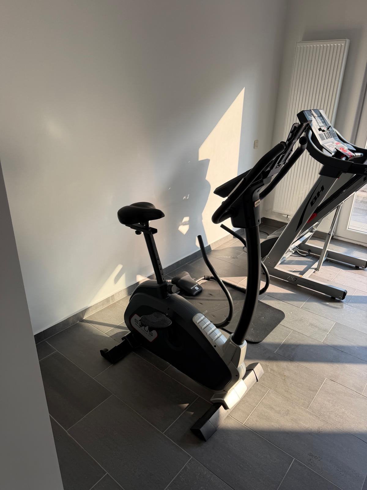 Vélo d’appartement, Enlèvement, Comme neuf