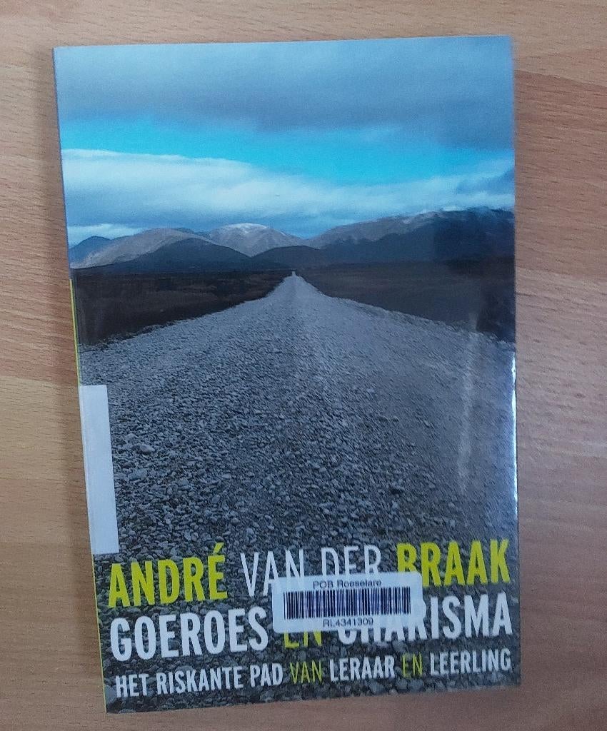 Goeroes en charisma  :  Andre Van Der Braak, Ophalen of Verzenden, Gelezen