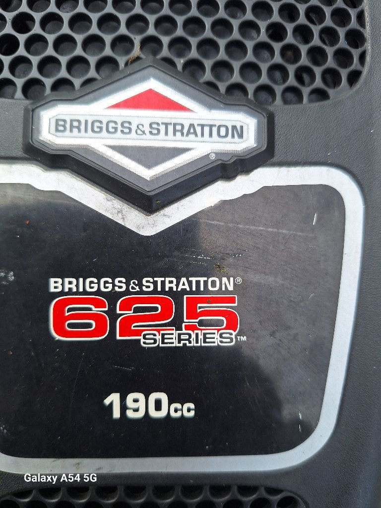 Tondeuse Moteur Puissant BRIGGS STRATTON, Brigg's & stratton, Tondeuse rotative, Tondeuses à gazon à essence, 40 à 49 cm