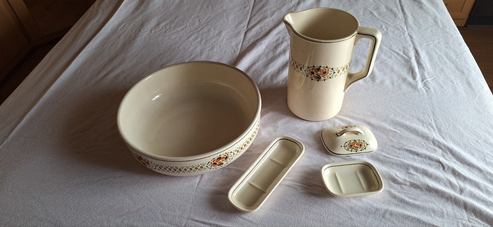 Porselein set voor badkamer, Ophalen