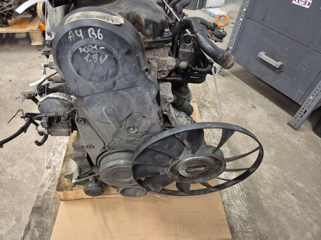 Moteur AWX Complet A6 PASSAT SKODA SUPERB VW A4 AUDI, Verzenden, Gebruikt, Overige automerken