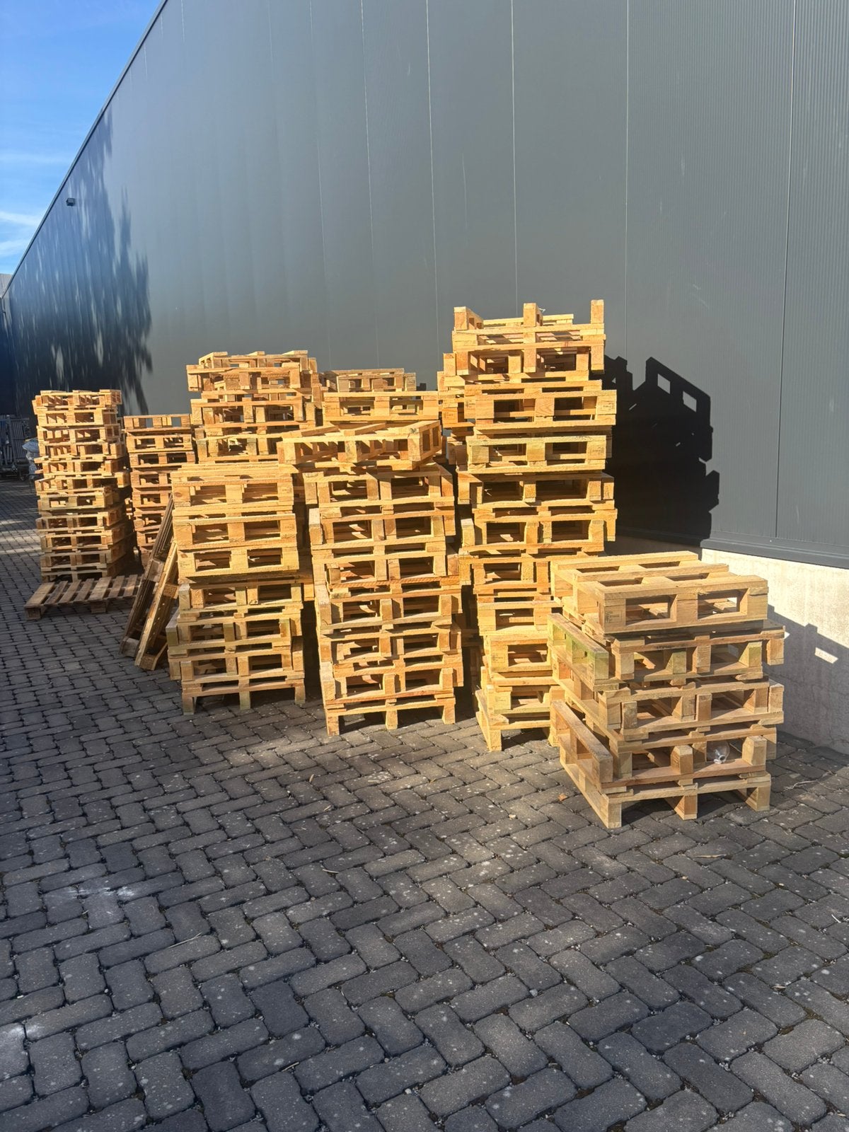 Gratis palletten, Ophalen, Zo goed als nieuw