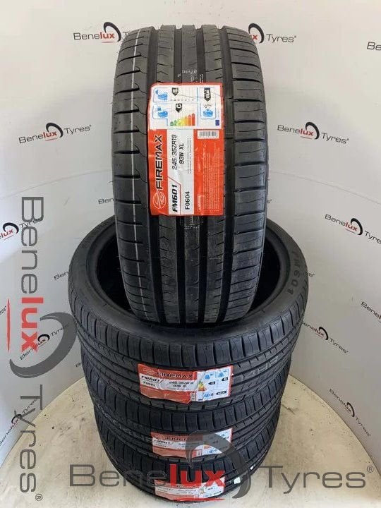NIEUW 245/35ZR19 245/35R19 245/35 ZR19 R19 245/35/19 2453519, Neuf, 245 mm, -, Véhicule de tourisme