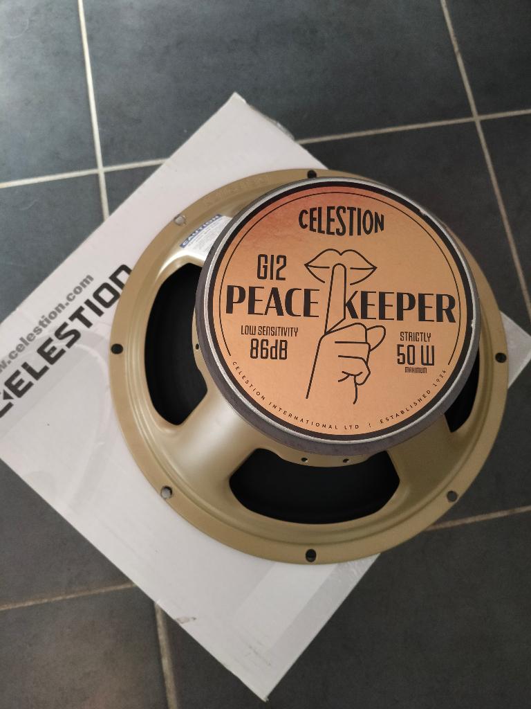 Celestion Peacekeeper 8ohm, Muziek en Instrumenten, Versterkers | Bas en Gitaar, Ophalen, Zo goed als nieuw, Gitaar, 50 tot 100 watt