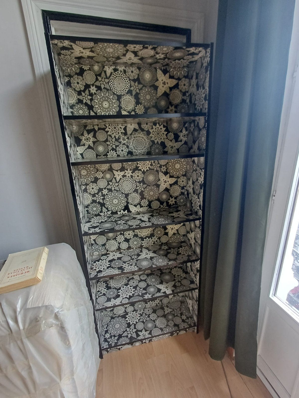 Étagère fleurie IKEA, Maison & Meubles