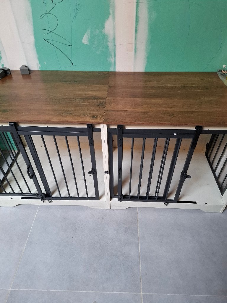 Hondenbench, Enlèvement, Neuf
