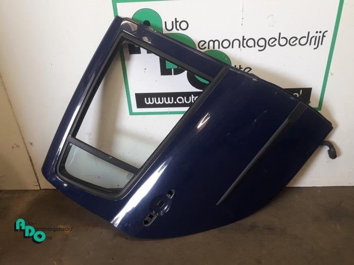 Portière 4portes arrière droite d'un Renault Clio (Clio 3, Renault, -, 3 mois de garantie, Utilisé