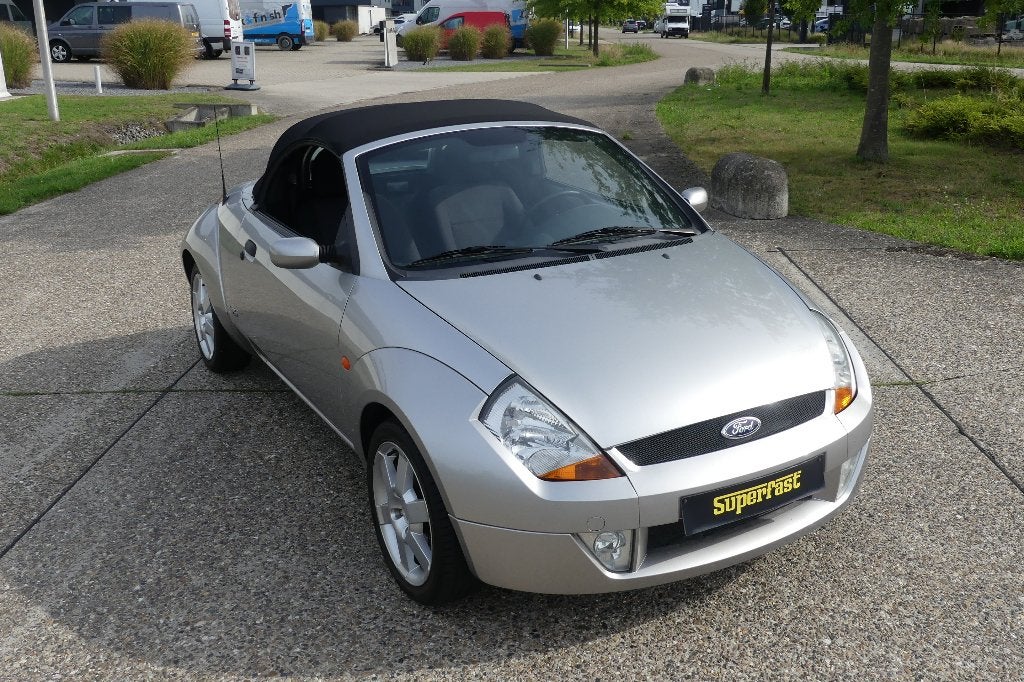 Ford StreetKa ***90.600 kms***, Autos, Argent ou Gris, Entreprise, Boîte manuelle, Noir