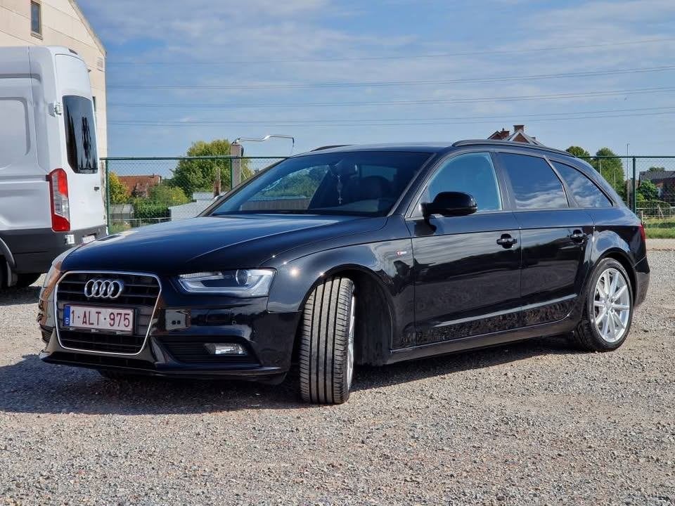 Audi a4 b8  s-line uitvoering, Autos, Audi, Cuir, Achat, Euro 6, A4