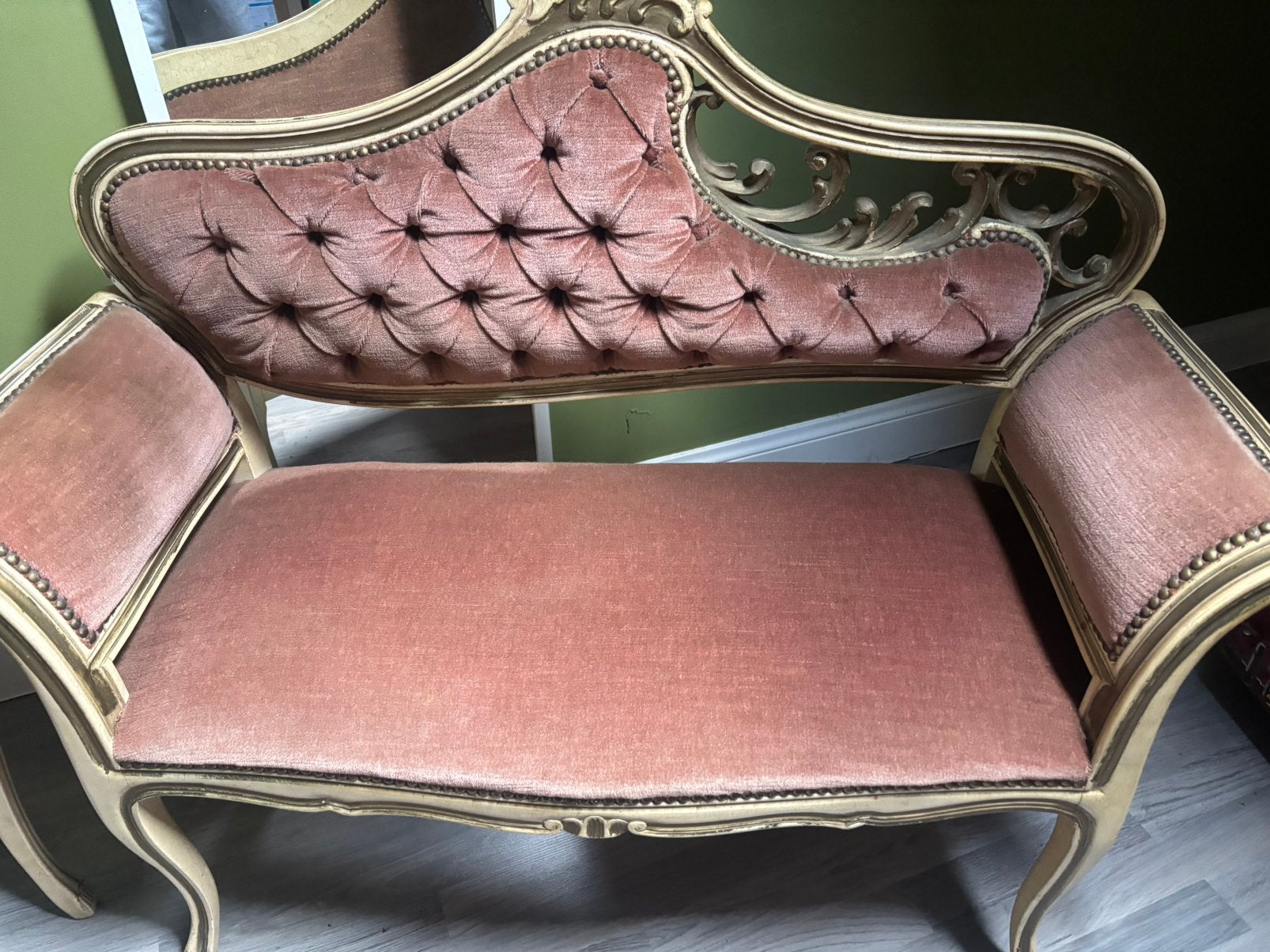 Elegant antiek Louis XV salonsetje, Enlèvement