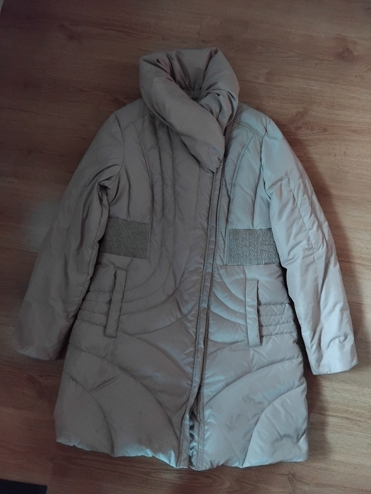 mooie winterjas, Peck en clopenburg, Ophalen of Verzenden, Maat 42/44 (L), Beige
