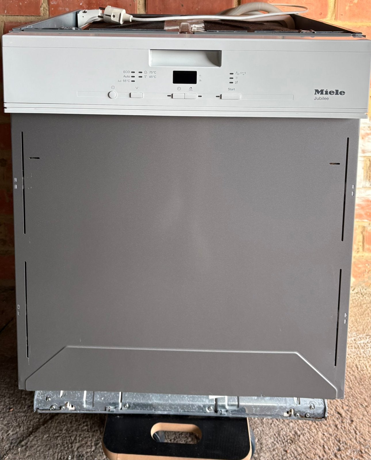 Miele G 4930 i Jubilee Geïntegreerde Vaatwasser – Inbouw, Ophalen, Energieklasse A of zuiniger, Minder dan 85 cm, Minder dan 10 liter