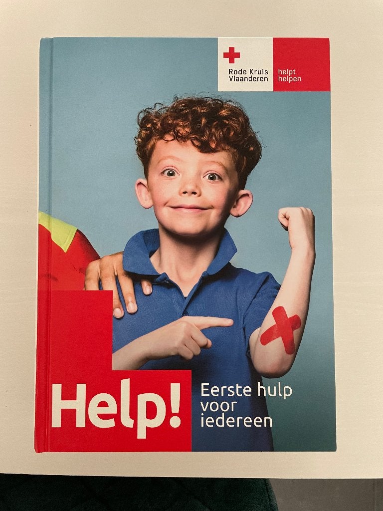 Help! Eerste hulp voor iedereen, Ophalen, Zo goed als nieuw, Rode kruis