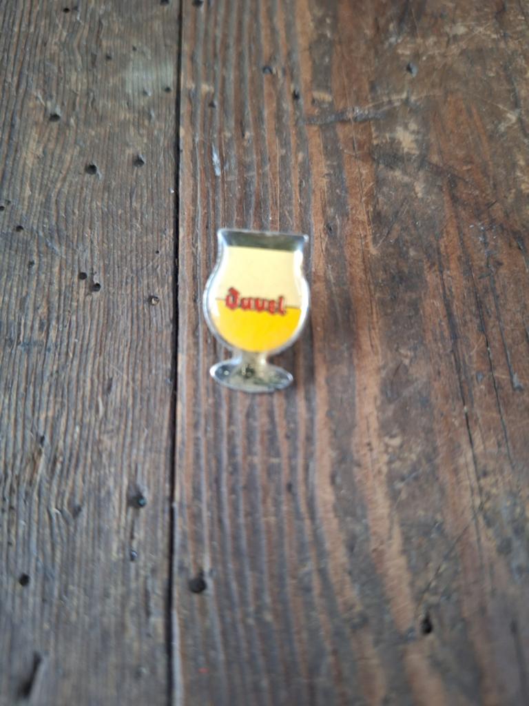 Épinglette vintage Duvel à collectionner, Enlèvement ou Envoi