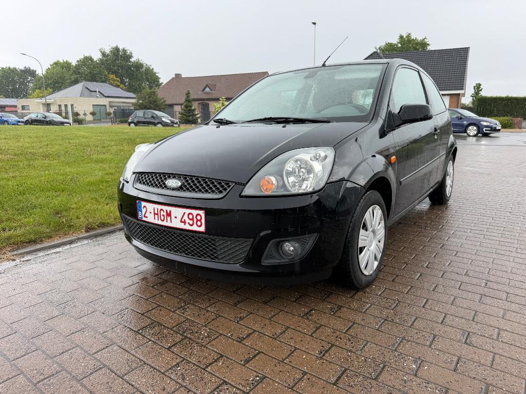 Ford fiesta 1.3, Auto's, Voorwielaandrijving, 1299 cc, Stof, Zwart