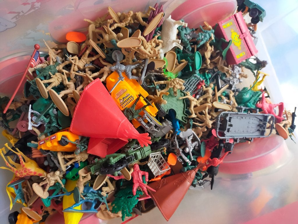 Cars opbergdoos met assortiment soldaatjes, Ophalen, Gebruikt, Jongen