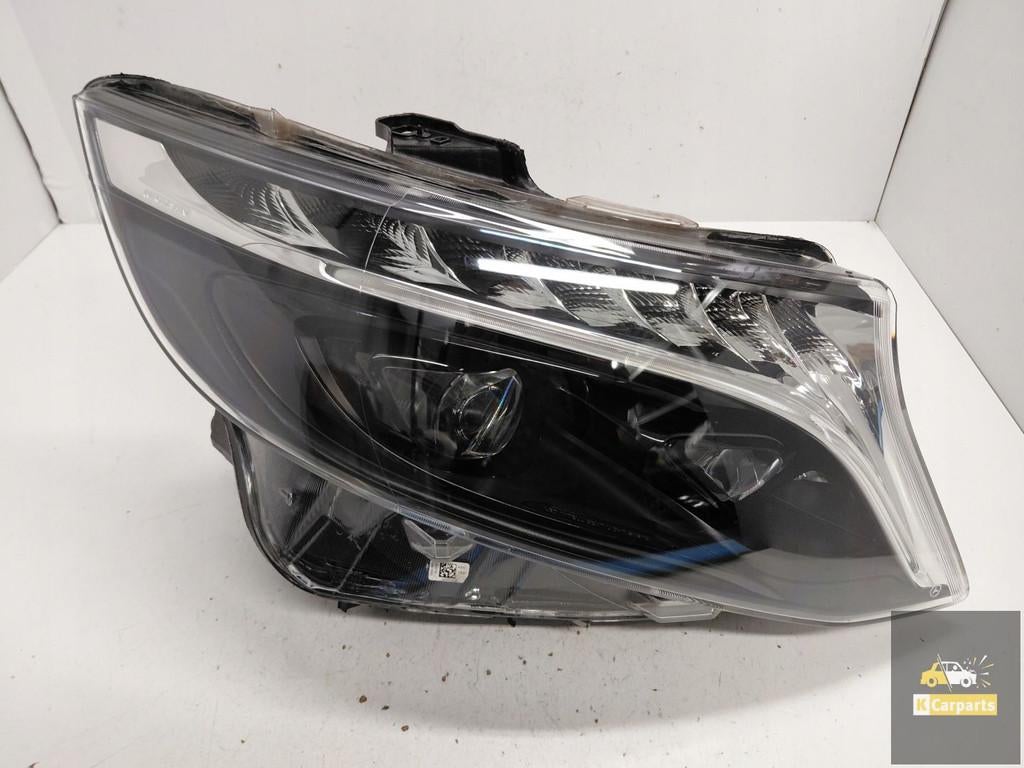 A4479063301, Phare droit noir LED Full ILS pour Mercedes Cla, Mercedes-Benz AG, Mercedes-Benz, Utilisé, Mercedesstrasse 120
70372  Stuttgart, DE