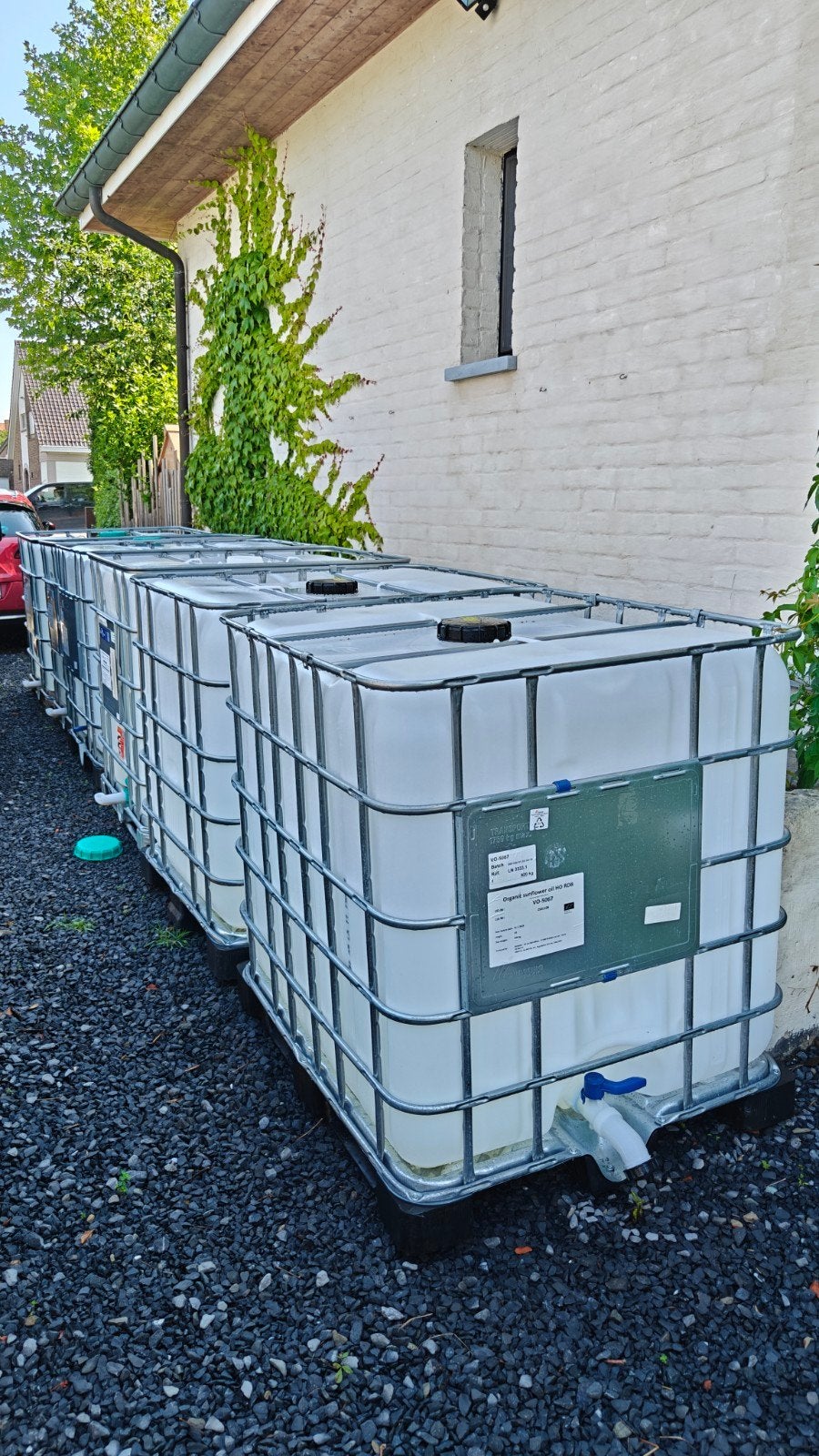 1000 liter vaten, Ophalen