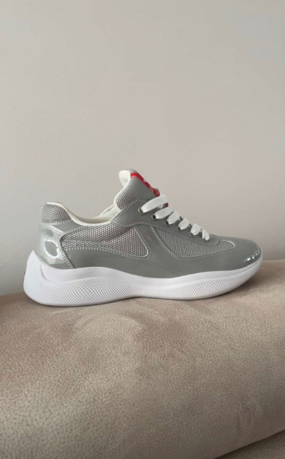Prada schoenen, Kleding | Heren, Schoenen, Ophalen of Verzenden, Zo goed als nieuw, Wit