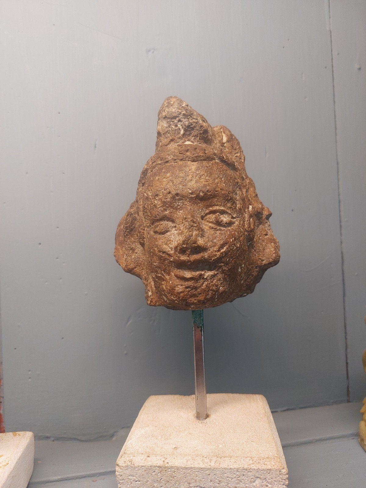 Terracotta beeld., Ophalen