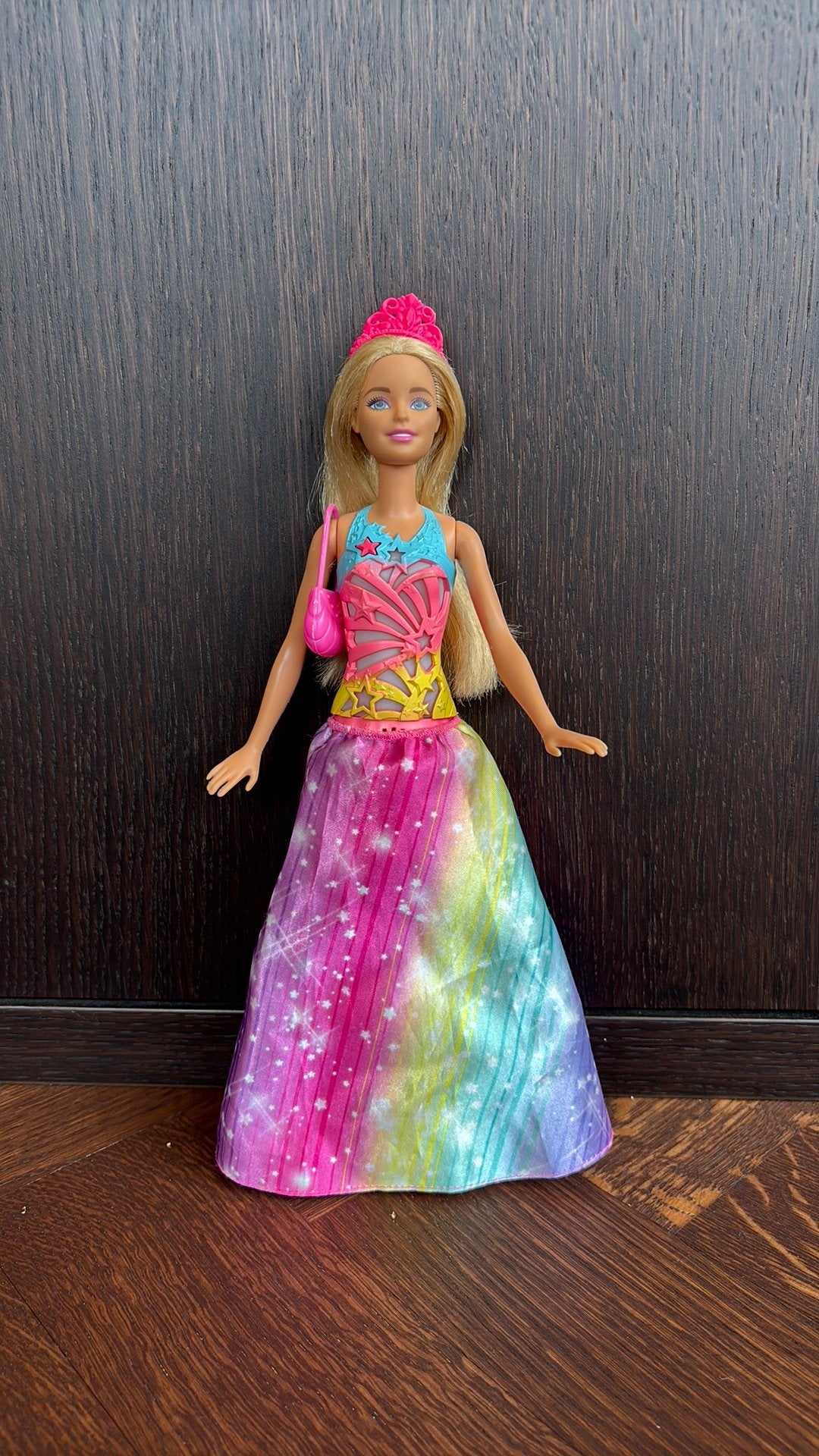 Barbie arc-en-ciel chantante, Enlèvement, Utilisé, Barbie