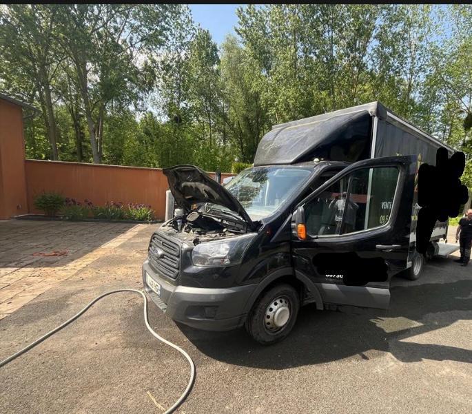 Ford, 20 m³ avec hayon, Auto's, Vrachtwagens, Bedrijf, Ford, 2 deurs, Ophalen