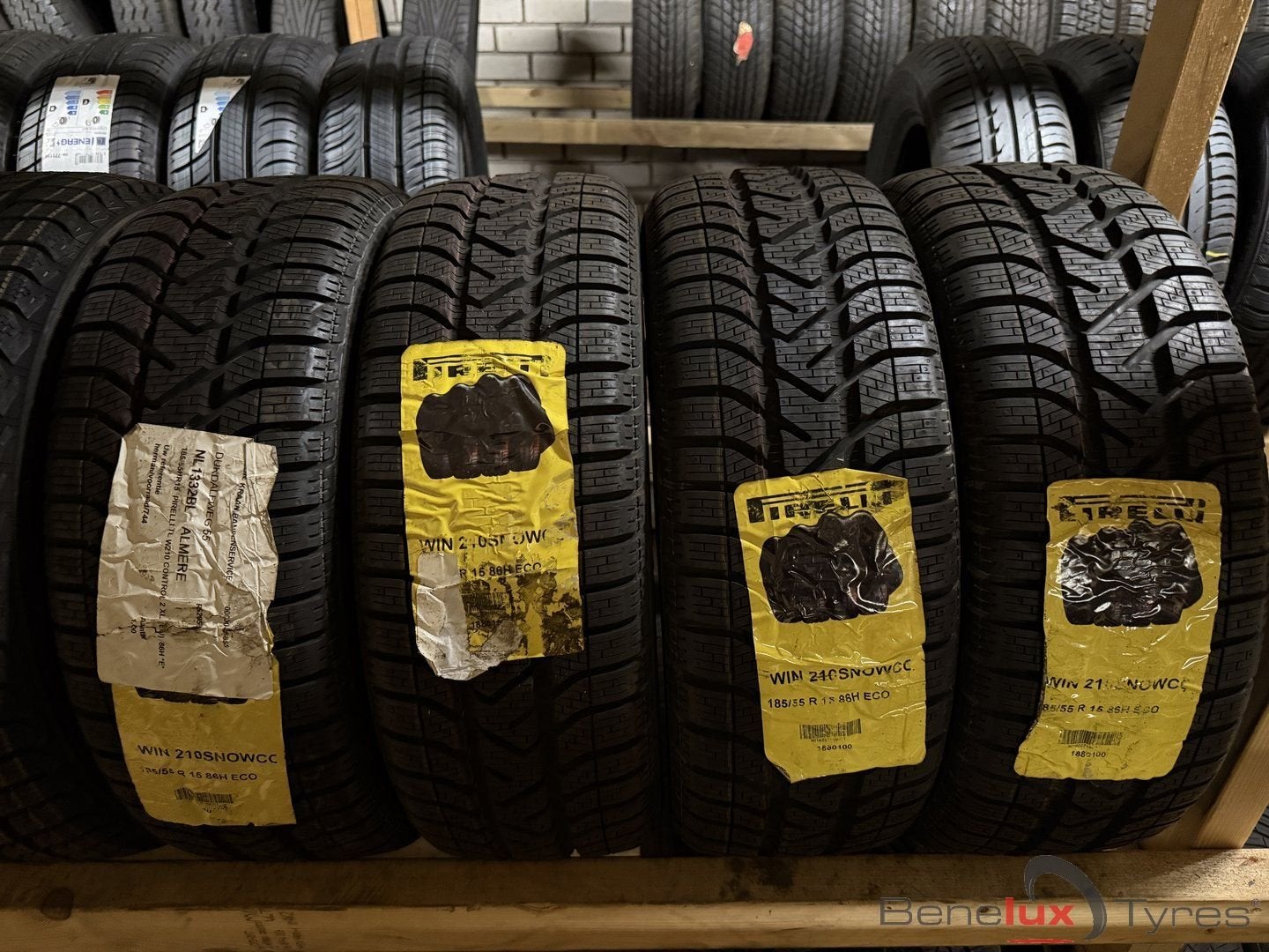 nieuw winter 185/55R15 Pirelli 185/55 R15 185/55/15 1855515, Auto-onderdelen, 15 inch, -, -, Nieuw