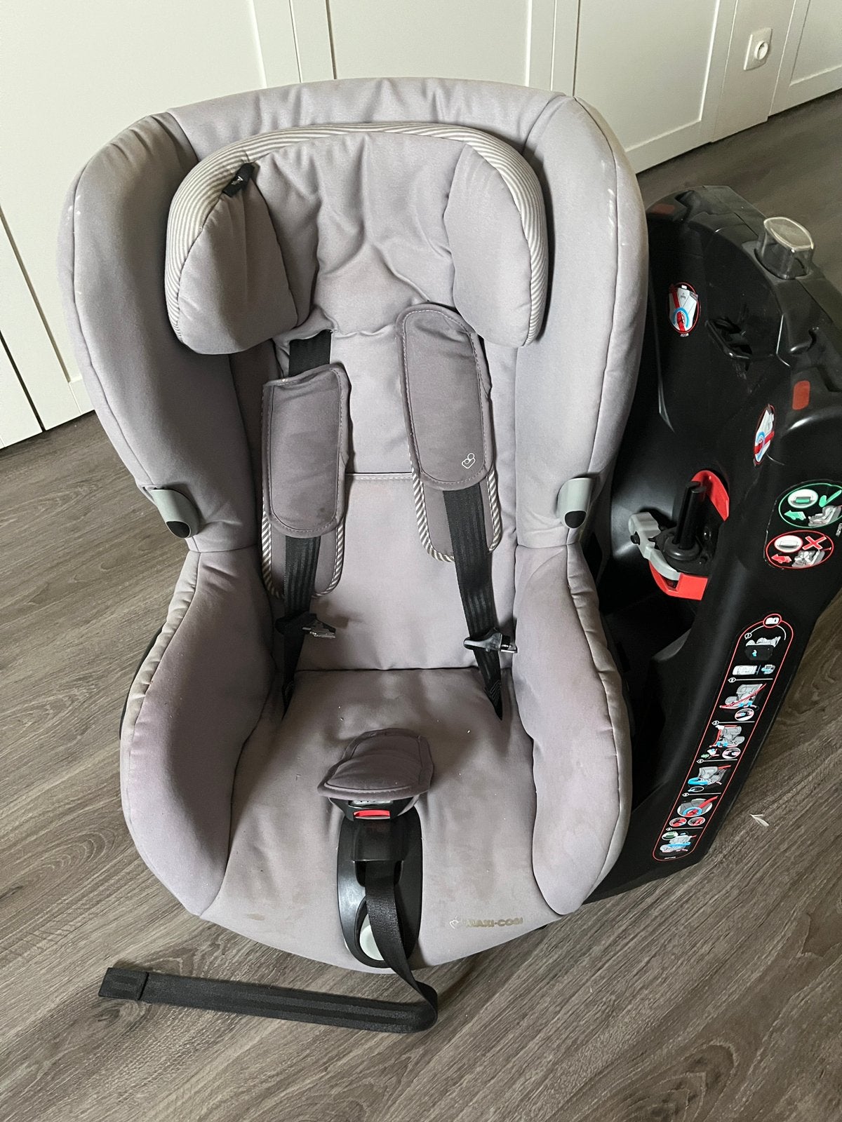 Maxi-Cosi Axiss draaibare autostoel – 9-18 kg, Kinderen en Baby's, Ophalen, 9 t/m 18 kg, Maxi-Cosi, Gebruikt