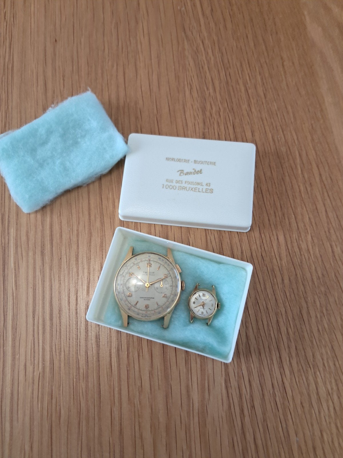 montres  en or, Enlèvement, Or