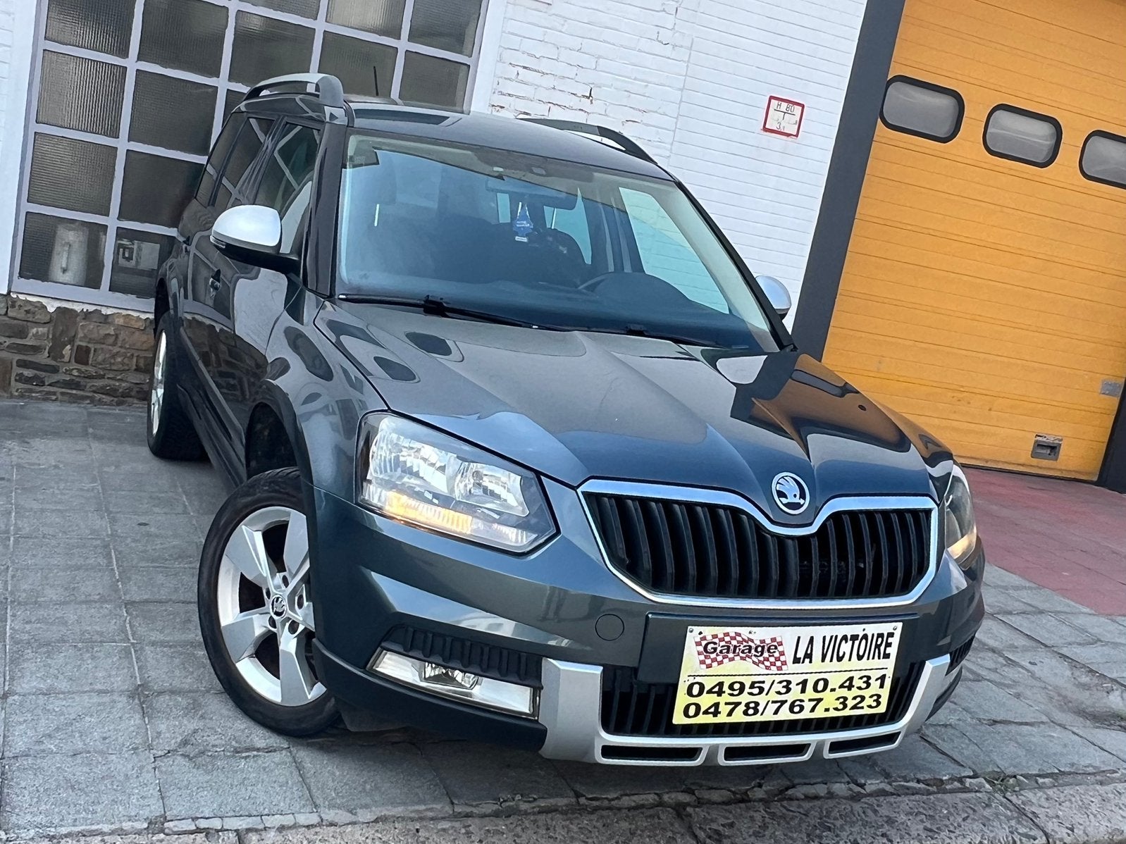 Skoda Yeti 2015 année 1.2 essence Marchand & export 81kw, 1197 cm³, Argent ou Gris, Achat, Euro 6