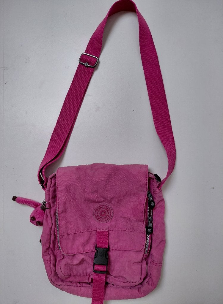 Sac en bandoulière rose KIPLING. Large 28-Haut 29., Bijoux, Sacs & Beauté, Sacs | Sacs à bandoulière, Enlèvement, Rose, Kipling