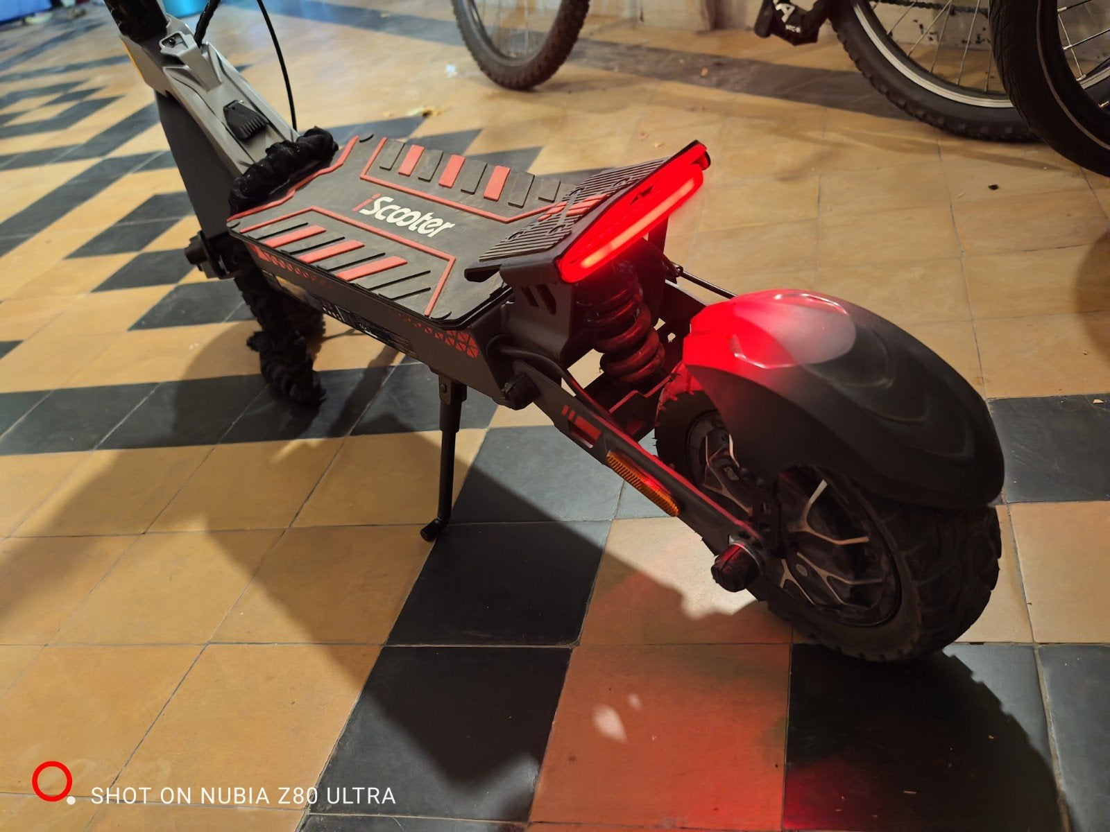 iScooter iF1 elektrische step – 301 km, Fietsen en Brommers, Ophalen, Zo goed als nieuw, Elektrische step (E-scooter), Iscooter