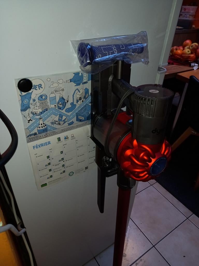 Dyson digital slim flexi complet avec nouvelle batterie, Electroménager, Enlèvement ou Envoi, Reconditionné, Réservoir, Aspirateur