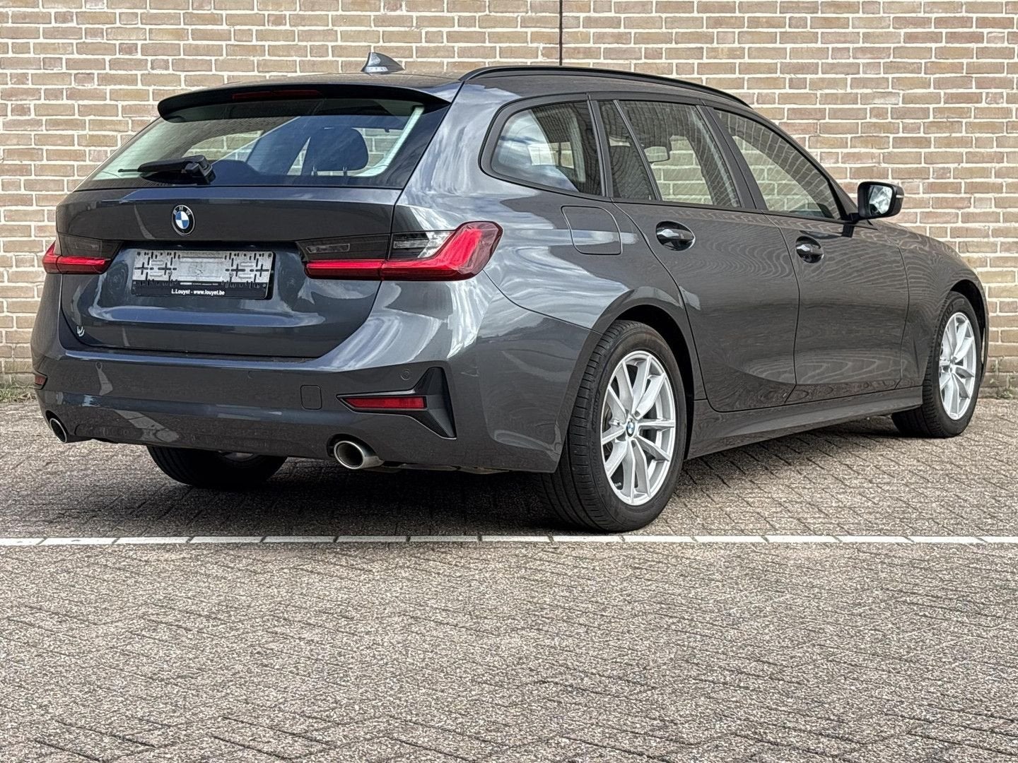 BMW 318 3-serie Touring 318d Corporate Executive | € 10.950,, Auto's, BMW, 116 g/km, Navigatiesysteem, Zilver of Grijs, 3 Reeks