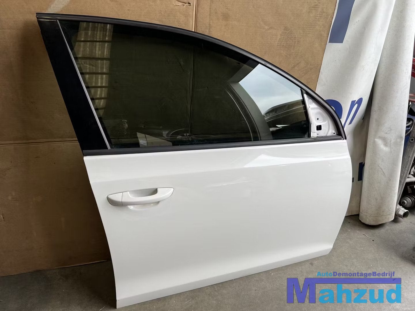 VW GOLF 6 Hatchback Wit Rechts voor deur portier 2009-2012, Auto-onderdelen, Carrosserie, Gebruikt, Volkswagen AG, Vw@volkswagen.de