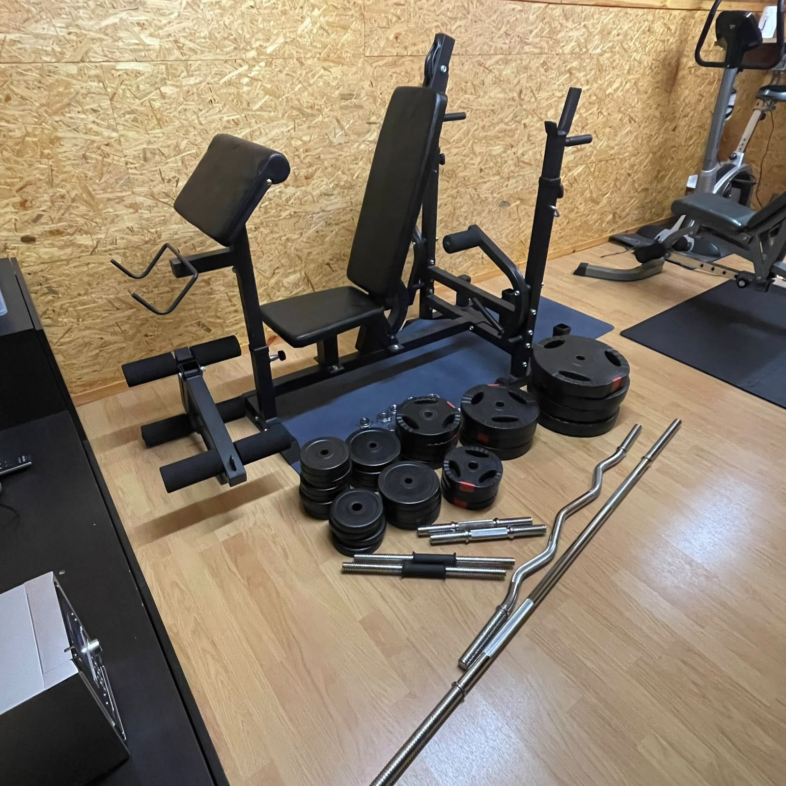 Gorilla Sports Bench Press met gewichten, Enlèvement, Comme neuf