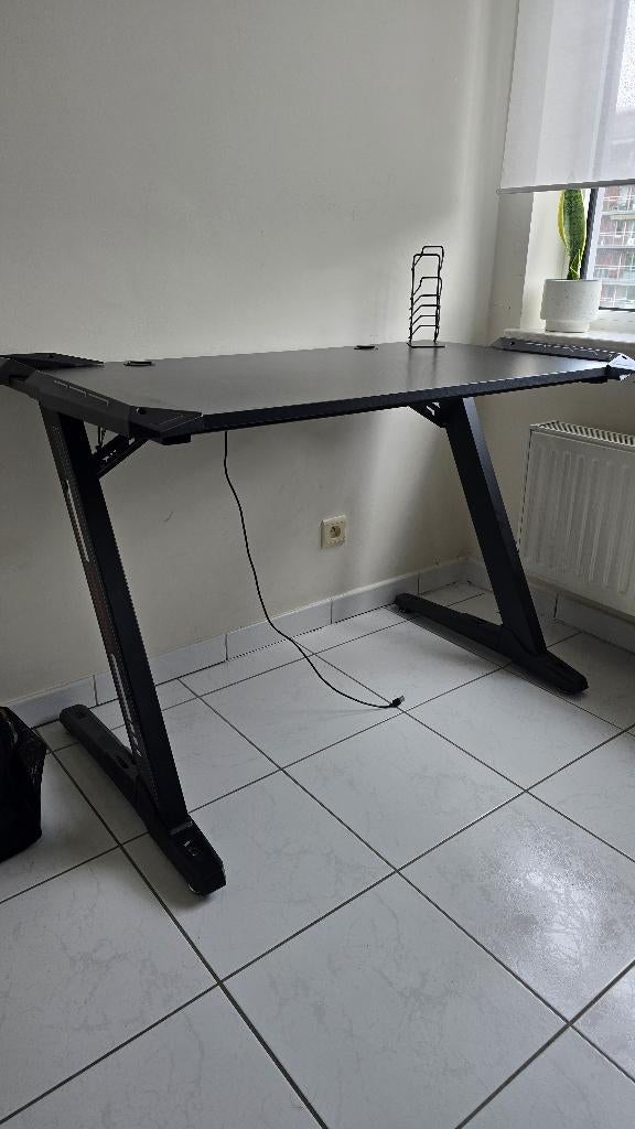 Gaming bureau, Huis en Inrichting, Bureaus, Ophalen